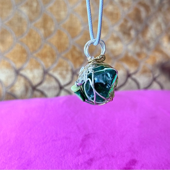 Artisan Wire-Wrapped Beach Glass Beaded Pendant Necklace - Picture 2 of 8